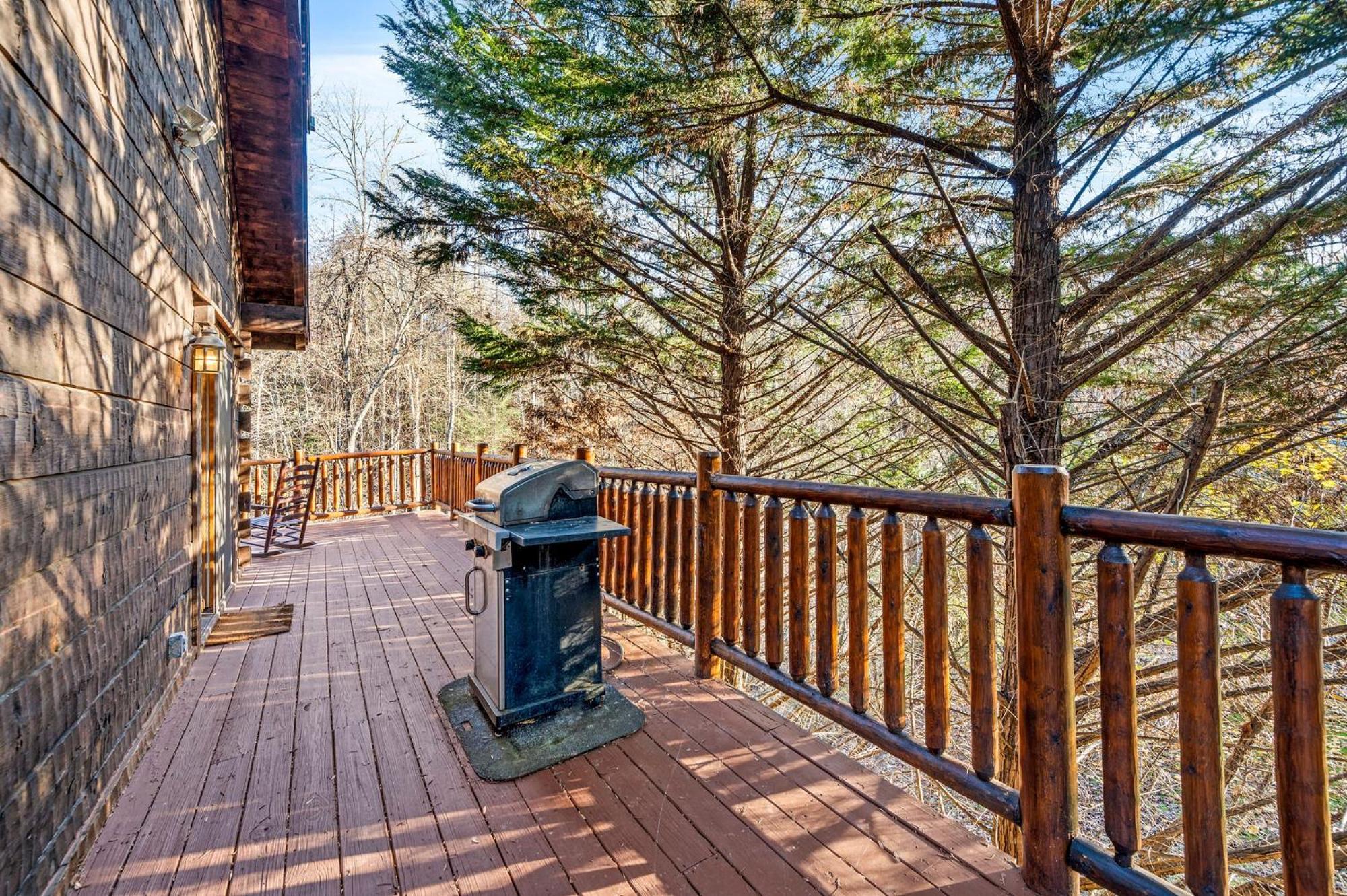 Mountain Laurel Holiday Home Gatlinburg Exterior foto