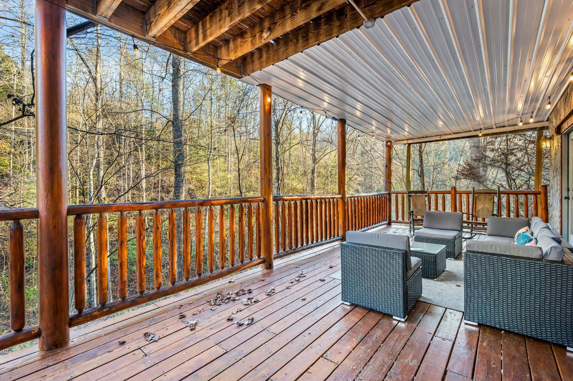 Mountain Laurel Holiday Home Gatlinburg Exterior foto