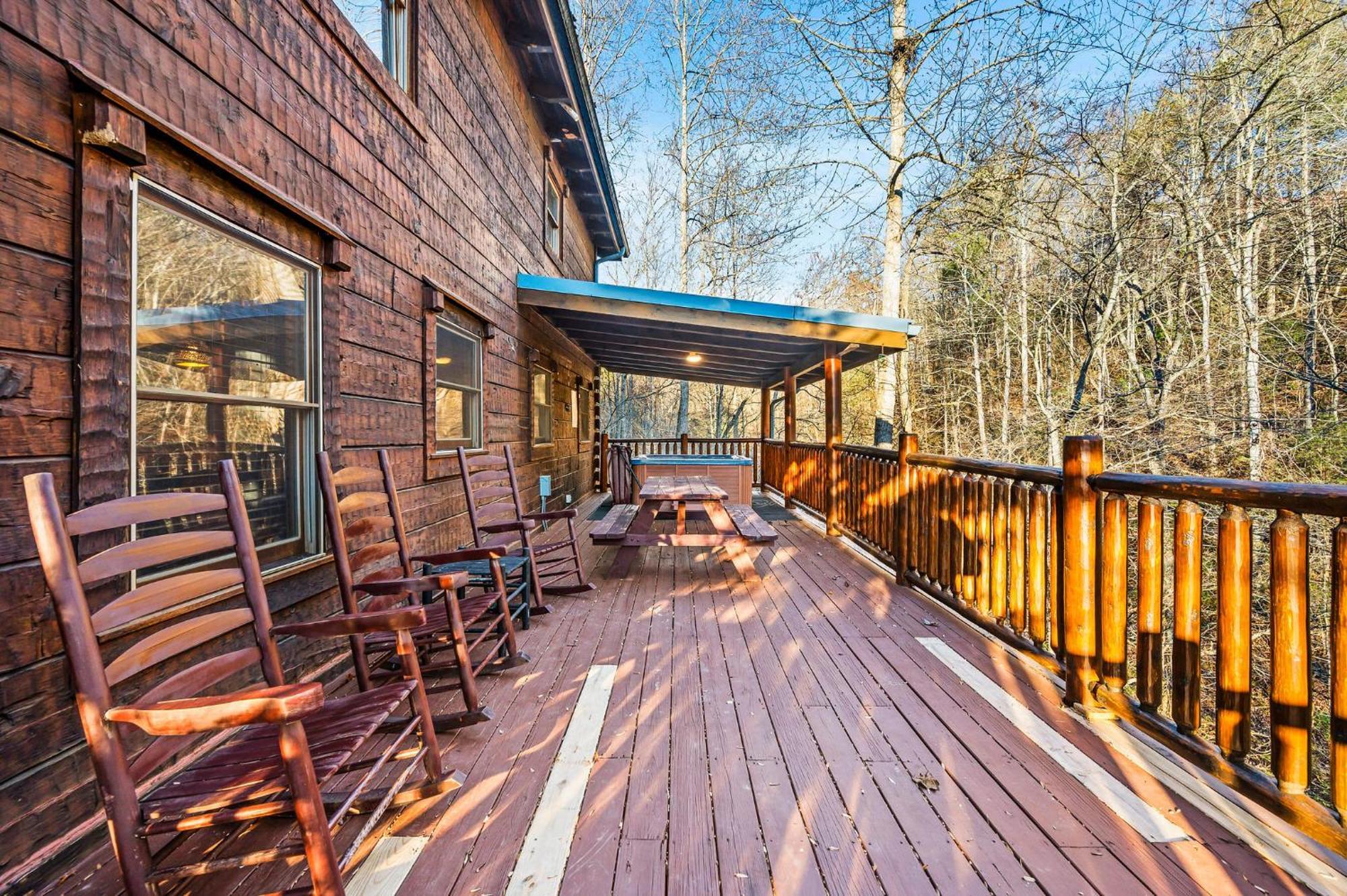 Mountain Laurel Holiday Home Gatlinburg Exterior foto